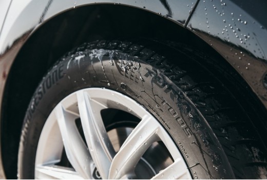 Обзор летних Bridgestone Turanza T005. Надежность и долговечность в любых условиях.