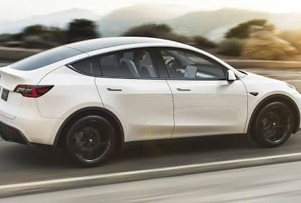 Tesla остановила продажи самой бюджетной версии электрокара Model Y